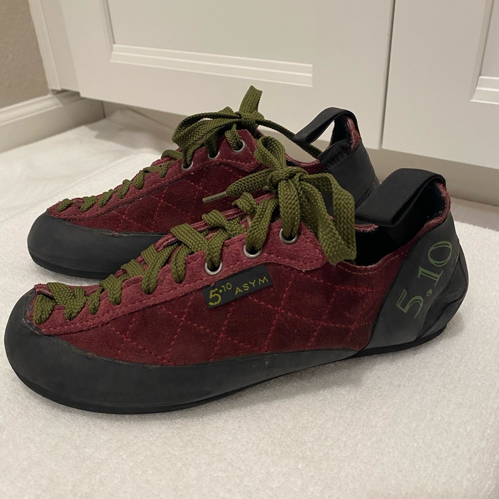 Rock climbing shoes